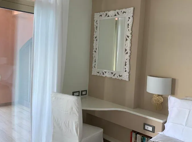Terrazza Sul Mare - Balzi Rossi Апартаменты *