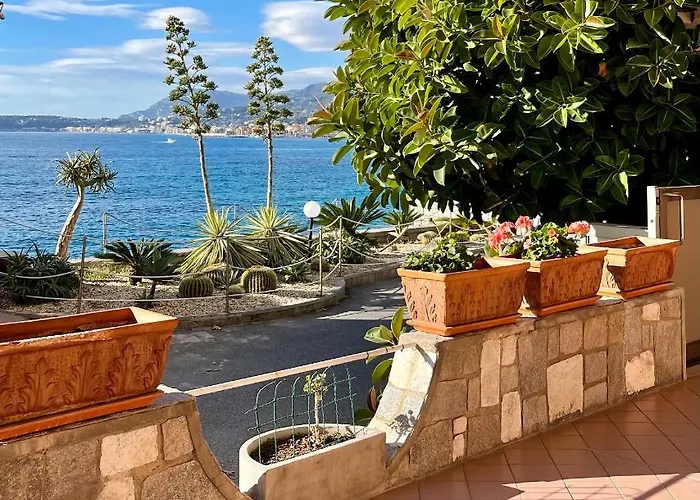 Апартаменты Terrazza Sul Mare - Balzi Rossi