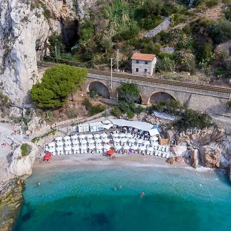 Terrazza Sul Mare - Balzi Rossi Apartman *